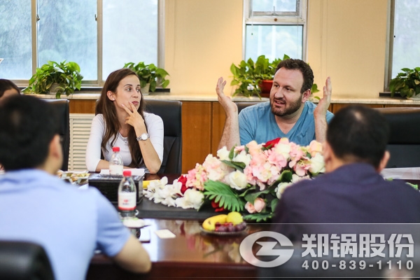 客戶(hu)實(shí)(shi)地?cái)?kao)詧(cha)鄭鍋股(gu)份